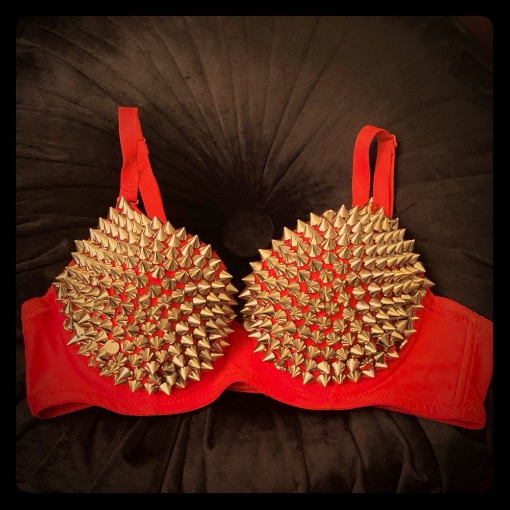 RED SPIKE BRA